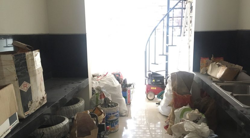 46188578_362768974292731_1819281475808264192_n